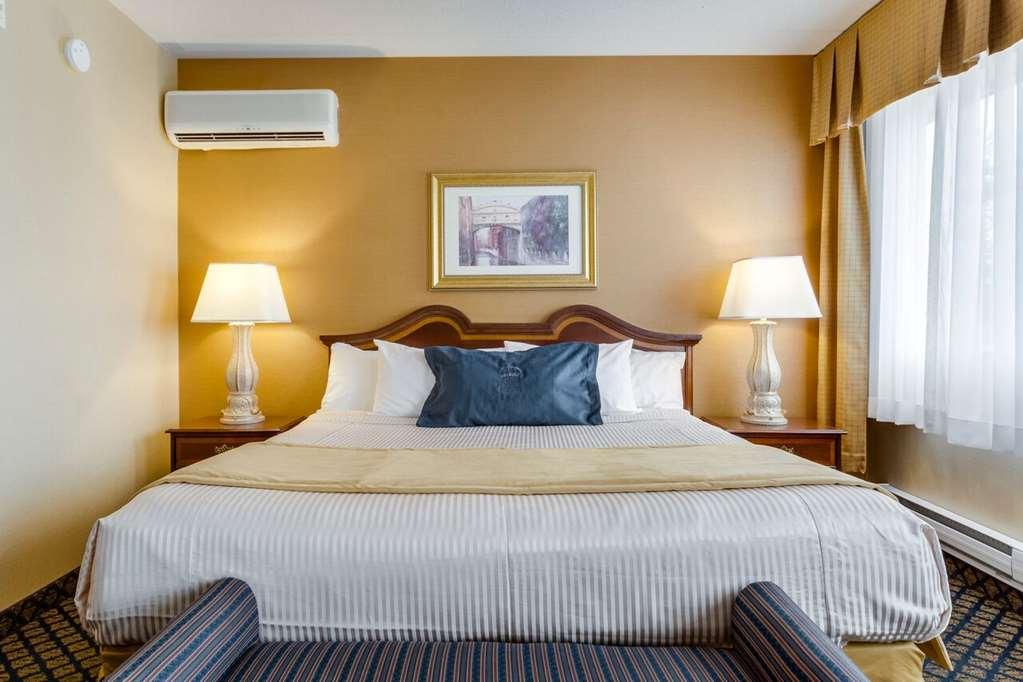 Monte Carlo Inn Vaughan Suites Extérieur photo