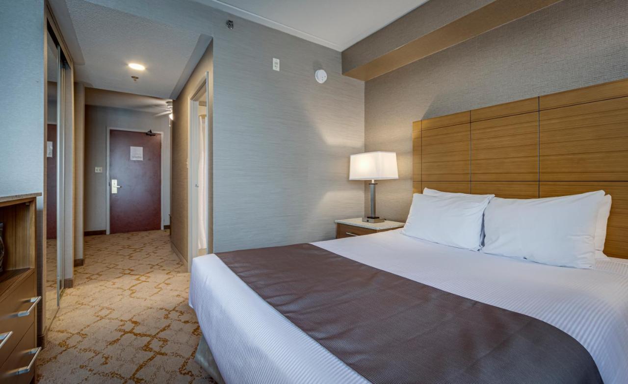 Monte Carlo Inn Vaughan Suites Extérieur photo