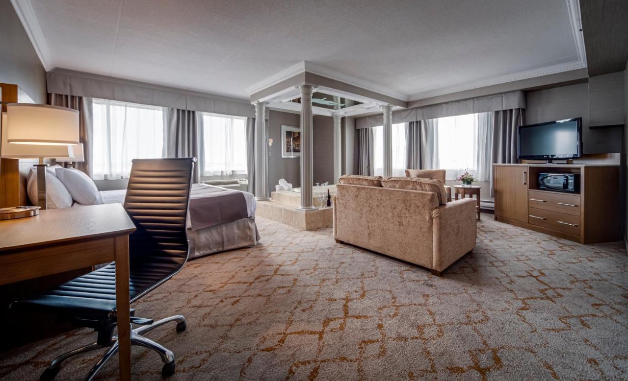 Monte Carlo Inn Vaughan Suites Extérieur photo