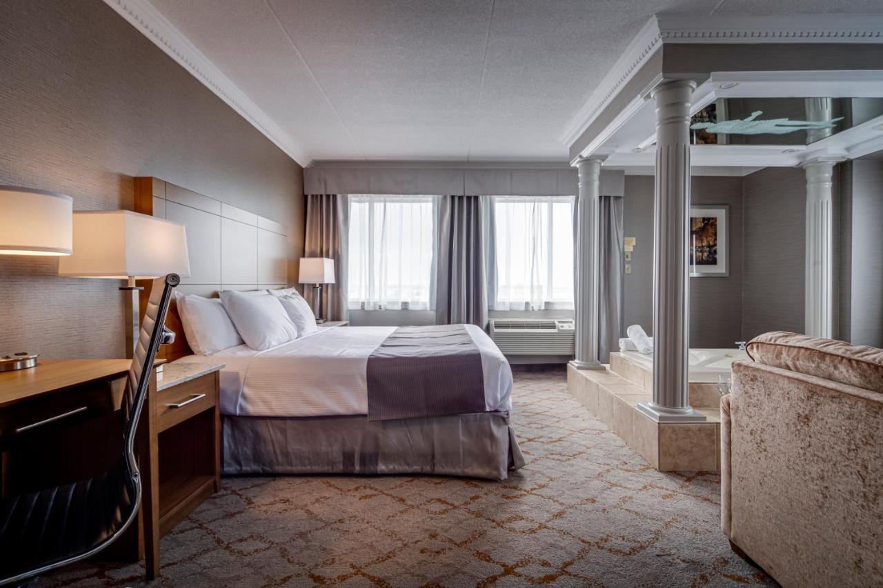 Monte Carlo Inn Vaughan Suites Extérieur photo