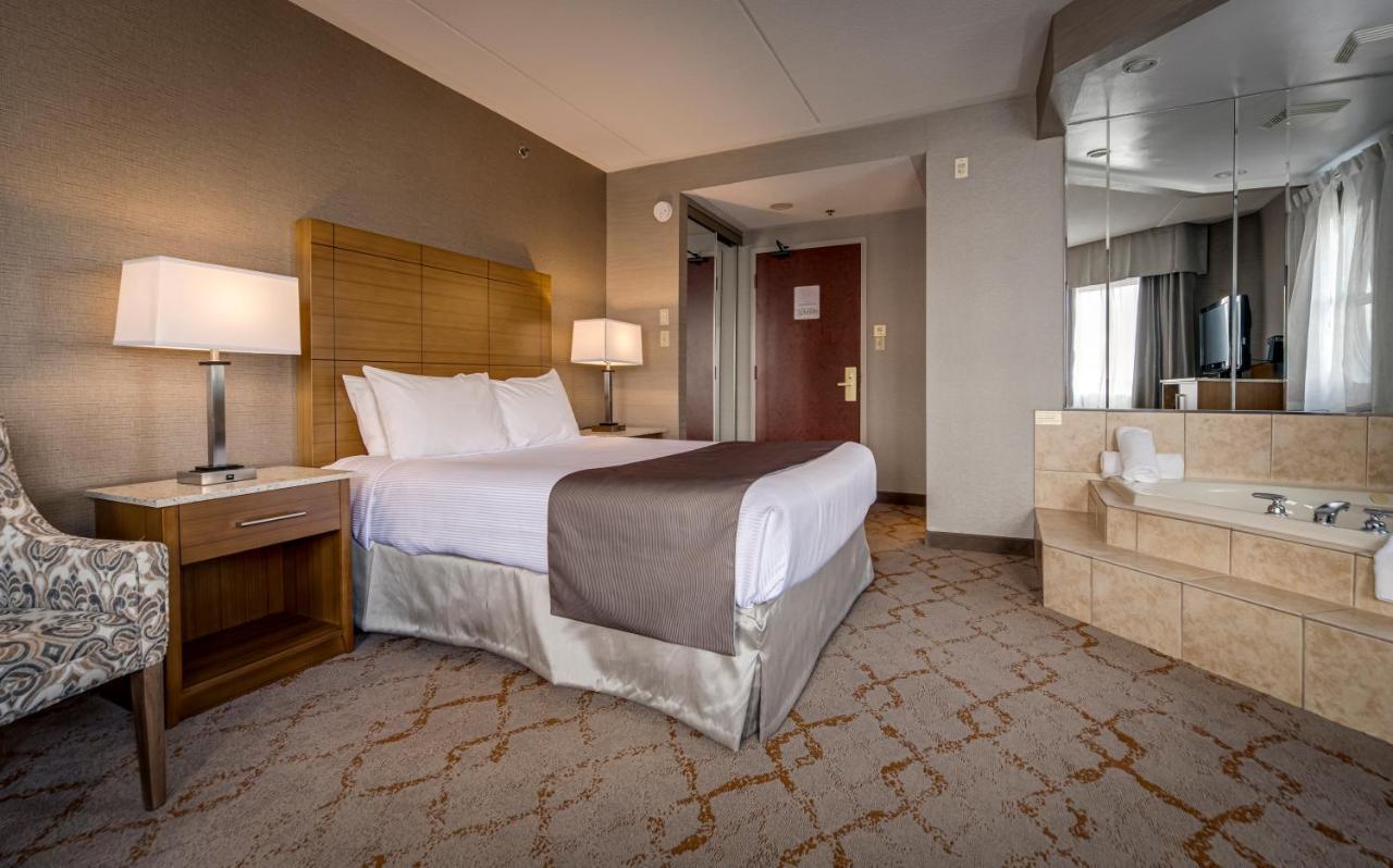 Monte Carlo Inn Vaughan Suites Extérieur photo